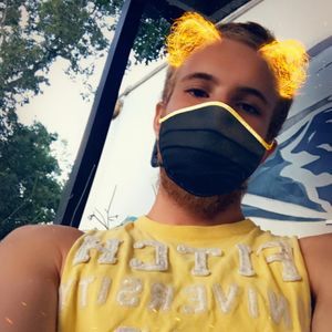 Meet your Posher, Cody